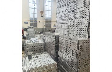 镀锌托臂支架